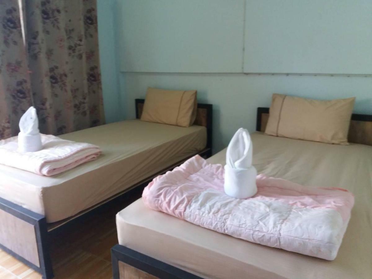 P.L.P Guesthouse - Mae Hong Son Exterior photo
